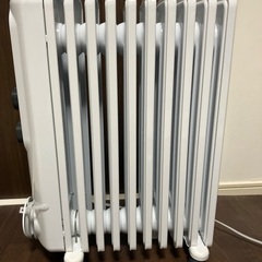 デロンギ　RHJ35M1015-BK エコモード付きオイルヒーター ホワイトの画像