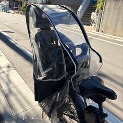 【電動自転車（チャイルドシート・レインカバー付き）お譲りします】の画像
