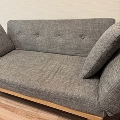 LOWYA 2人掛けソファーの画像