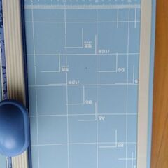 ローラーカッター/ナカバヤシ/用紙サイズにキレイに切れるの画像