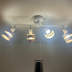 ✨激安価格✨定価12000円‼️シーリングライト✨Nウッドリング‼️4灯用✨照明器具の画像