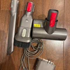 ダイソン掃除機　　V8 fluffyの画像