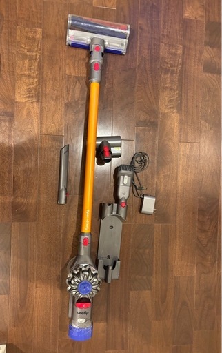 ダイソン掃除機　　V8 fluffy