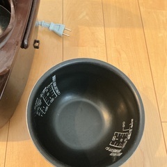 象印　炊飯器　NP-RJ05の画像