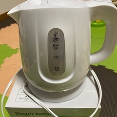 電気ケトル HKM-100 WH（コードレス）の画像