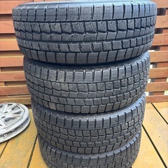 プリウスα純正ホイールスタッドレスセットの画像