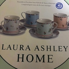 花柄カップ4個セット ストライプソーサー付き　ロールアシュレイの画像