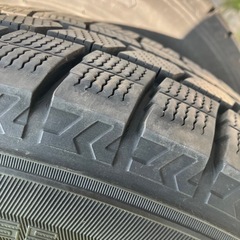 ① 【※ 最終値下げ】DUNLOP（ダンロップ）スタッドレスタイヤ 17インチ 225/60R17 4本セットの画像