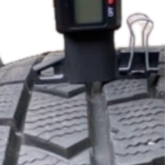 ① 【※ 最終値下げ】DUNLOP（ダンロップ）スタッドレスタイヤ 17インチ 225/60R17 4本セットの画像