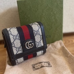 GUCCI 財布
の画像