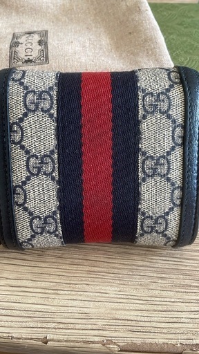 GUCCI 財布
