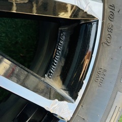 アルファード30系後期スタッドレスタイヤの画像