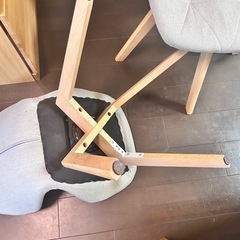 回転ダイニングチェア　2脚の画像