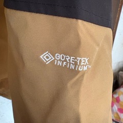 THE NORTH FACE ダウンジャケット ベージュ/ブラックの画像