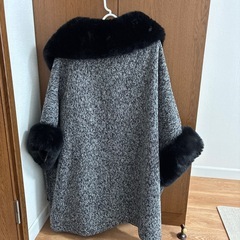 新品)ポンチョ型コートの画像