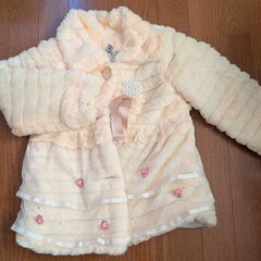 120サイズのアウターの画像