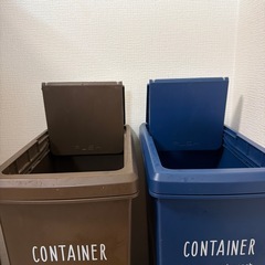45Lゴミ箱　2つの画像
