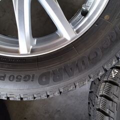 2019年製造195/65r15ヨコハマスタッドレスタイヤの画像