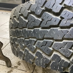 ホイール付き未使用タイヤ　四駆　の画像