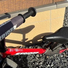 ストライダー　赤の画像