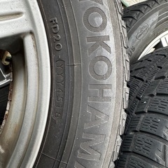 横浜スタッドレスタイヤの画像