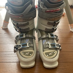 スキーブーツ中古の画像