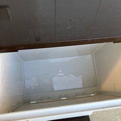 スタイリッシュなゴミ箱の画像