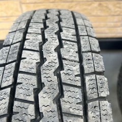12インチ　　スタッドレスタイヤセット　バリ溝の画像