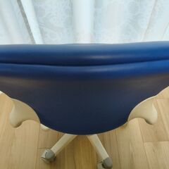 オカムラ学習椅子　テクノキッズ　ステラチェアの画像