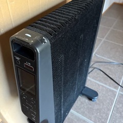 siroca マイカヒーター シロカ オイルヒーター 暖房 キャスター付き　SH-M111 1200W ジャンク品 の画像