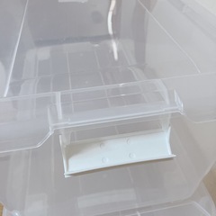 差し上げます　　衣装ケース３個セット　キャリー付きの画像