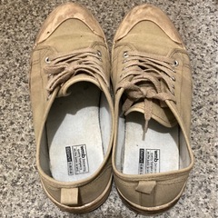 スニーカー
の画像