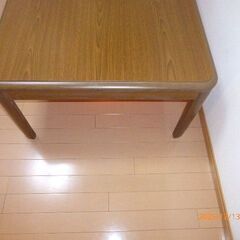 【中古2016年製】家具調コタツ(利根商会)の画像
