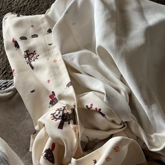 カーテンの画像