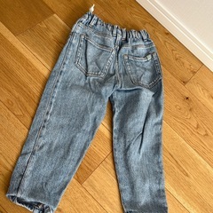 ZARA こどもジーンズの画像