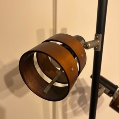 ニトリ　3灯フロアスタンド 黒・茶色の画像