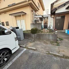 ０円 冷蔵庫　２台　ソファー　の画像