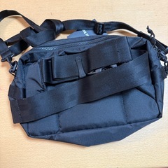 NEW ERA  2way ウエストバッグ　ショルダーバッグの画像