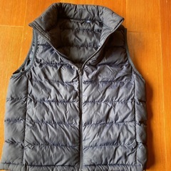 あったかUNIQLO KID 140ベストの画像