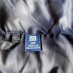 あったかUNIQLO KID 140ベストの画像