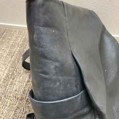 ear#リュック#革#黒の画像