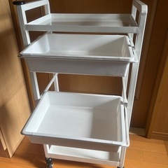 キャスター付ワゴンの画像