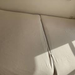 (超美品)アイリスオーヤマ　ダブルマットレス　マットレストッパー　x2セットずつの画像