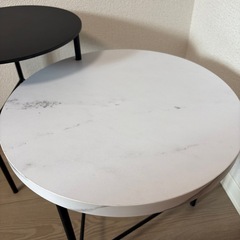 lowya 大理石柄　サイドテーブルの画像