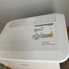 ★激安　パナソニック ヒートレスファン(気化)式加湿機 FE-KFE15 ★の画像