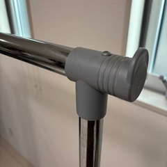 ハンガーラックの画像