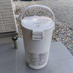  新品 4L給湯ポット Peacock WMJ-40W 家電 保温の画像