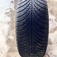 YOKOHAMA BluEarth 205/55/r16 ４本セット　オールシーズンタイヤの画像