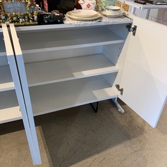 12/15まで店内全品80%OFF！！4扉キャビネット　収納棚　サイドボードの画像