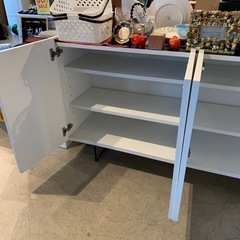 12/15まで店内全品80%OFF！！4扉キャビネット　収納棚　サイドボードの画像